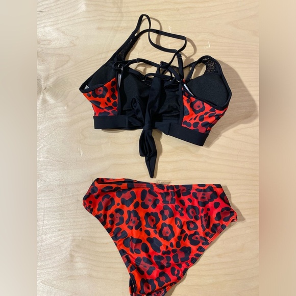 Two Piece Swim Suit size Small (IO) - Picture 15 of 15